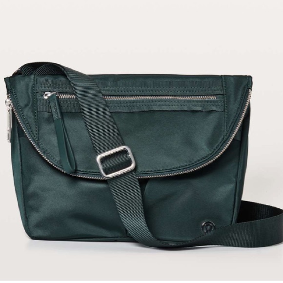 lululemon athletica Handbags - Festival II bag 5L colour is Teal Shadow